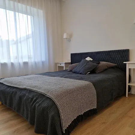 Lazdyneliai *